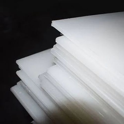 Transparent Acrylic Sheet with Superior Strength & Clarity